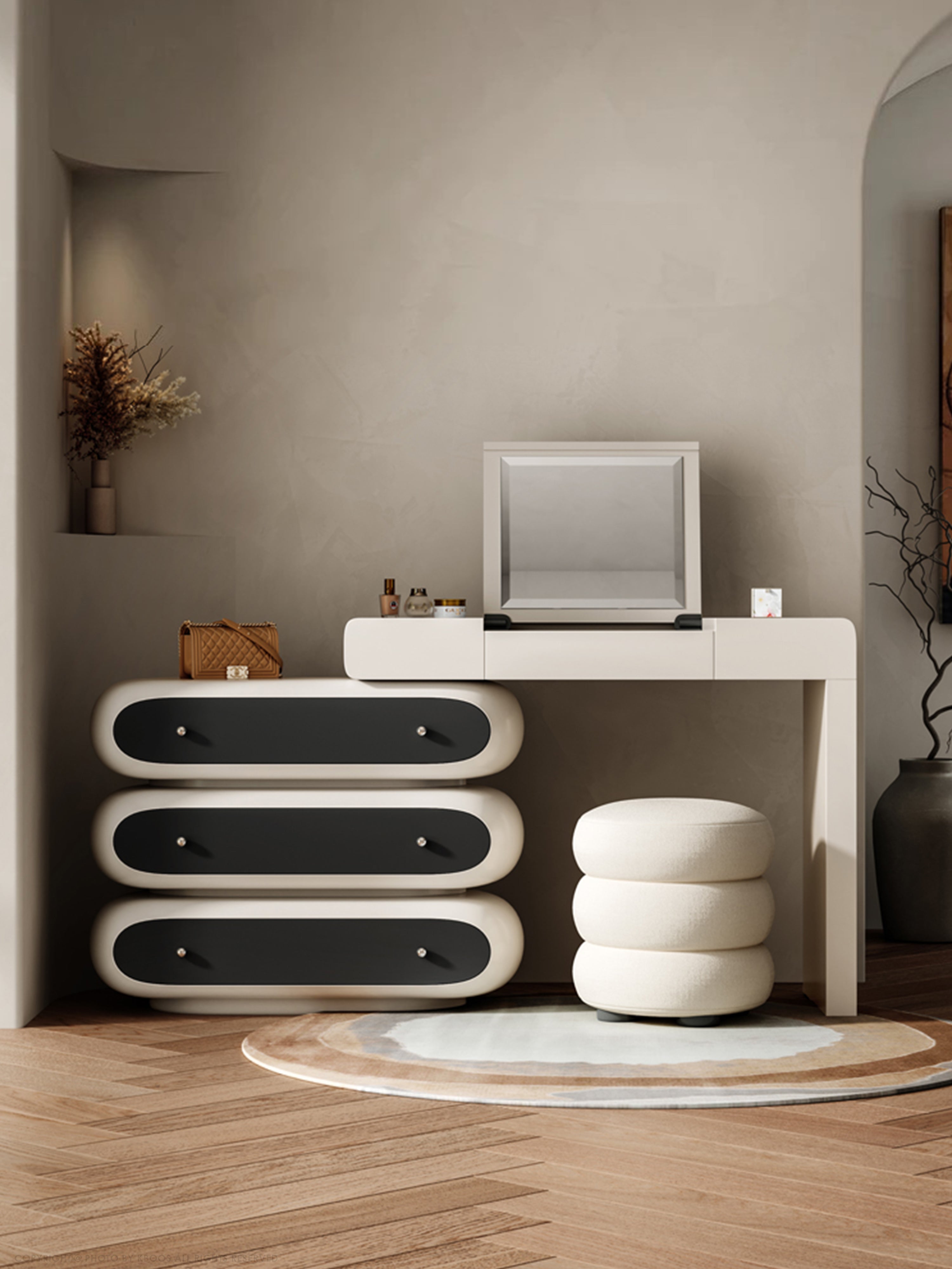 Naomi Italian-inspired Dressing Table